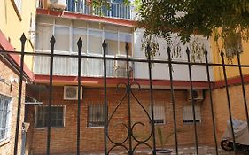 Dona Lola House